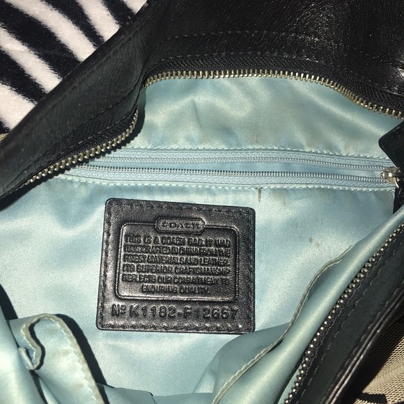 Coach - Signature Duffle Handbag - Picture 3 of 7